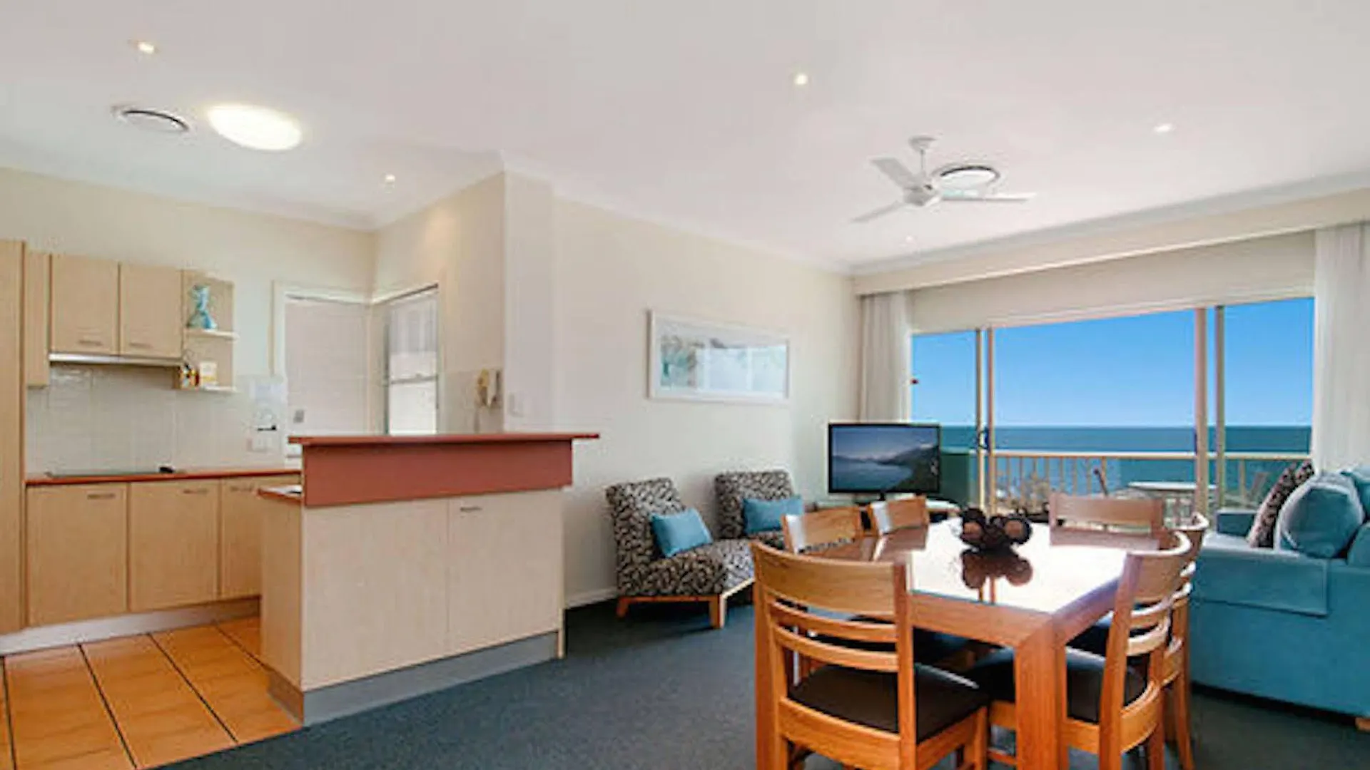 Alex Seaside Resort Alexandra Headland