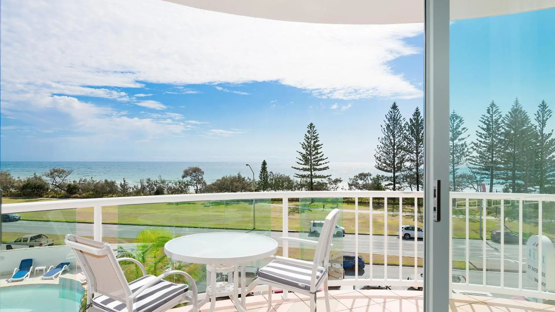 Alex Seaside Resort Alexandra Headland