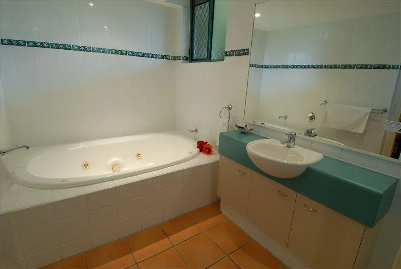 ****  Alex Seaside Resort Alexandra Headland Australia